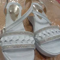 گفش مجلسی نو استفاده نشده بسیار زیبا