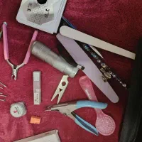 لوازم کامل کاشت ناخن|آرایشگاه و سالن‌های زیبایی|الیگودرز, |دیوار