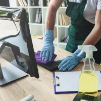 نظافتچی خانم جهت دفتر کار