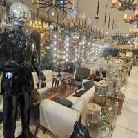 مجسمه سالنی مرد جنتلمن سر گردون|مجسمه، تندیس، ماکت|مشهد, توس (بلوار توس)|دیوار