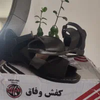 صندل چرم زنانه