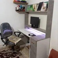 میز تحریر یا میز کامپیوتر