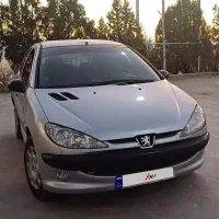 پژو ۲۰۶ نقره ای