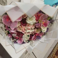 دسته گل زیبا|گل مصنوعی|قدس, شهرقدس|دیوار