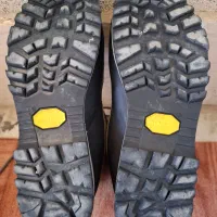 کفش کوهنوردی آکو|کیف، کفش، کمربند|بیرجند, |دیوار