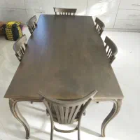 میز نهار خوری تمام چوب و کنسول به علت مهاجرت