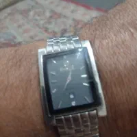 یک عدد ساعت سویسی سویستار