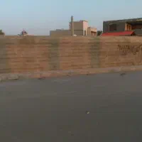 اجاره زمین ۷۰۰ متری دیوارکشی شده با امکانات