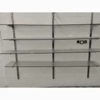 قفسه های شیشه و فلز موجوده