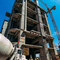 خواهان ویلایی شما جهت مشارکت در ساخت