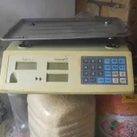 ترازو میوه فروشی|فروشگاه و مغازه|قم, خاکفرج|دیوار