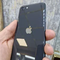 ایفونSE2020 ۱۲۸ درحد