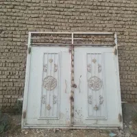 در حیاط
