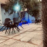 میز و صندلی کافی شاپی