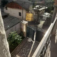 واحد ۱خوابه ۹۰متری طبقه اول اجاره سالیانه