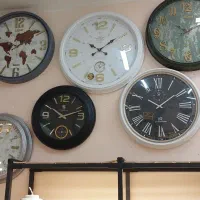 44 عدد ساعت یکجا