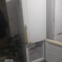 یخچال ب برق زده سالم سالم سرمایی عالی