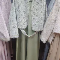 خیاط و کارگاه بیرون بر مانتو