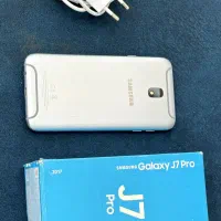 سامسونگ j7 pro  به همراه کارتن شارژر 32 گیگ