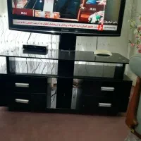 میز تلویزیون شیشه ای