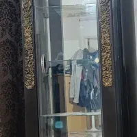 بوفه و کاسه چینی