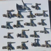 تعدادی شیر آب قدیمی