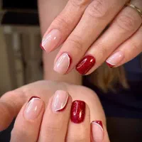 کلیه خدمات ناخن و مژه و آموزش ناخن و مژه.و لیفت