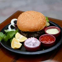 استخدام کافه نیترو