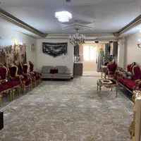 اپارتمان هشتادوهشت متری بیست متری امام خمینی