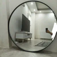 آیینه گرد دیواری