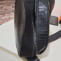 کیف چرم طبیعی در حد نو|کیف، کفش، کمربند|هشتگرد, هشتگرد قدیم|دیوار