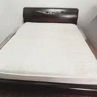 تخت خواب به قیمت ۴میلیون و ۵۰۰به فروش میرسد