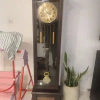 ساعت ایستاده