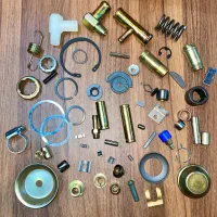 پخش عمده انواع پیچ و مهره و خارجات خودرویی