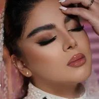 میکاپ تخصصی و حرفه ای