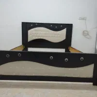 تخت دونفره چوبی