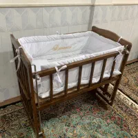 گهواره کنار مادر مدل رومنس|تخت و صندلی بچه|قم, نیروگاه|دیوار
