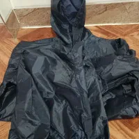 کفش کار و لباس بارونی یا بادی