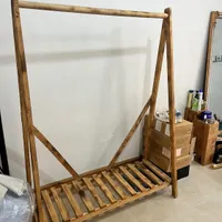 رگال لباس چوبی