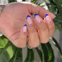 کاشت ناخن حرفه ای با بروزترین متریال شهرک کارمندان