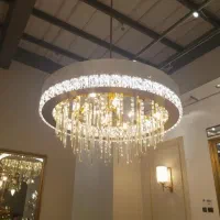 لوستر سقفی مدرن قلعه نور اصفهان شوط