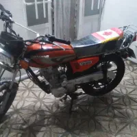 موتورسیکلت همتاز200