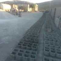کارگر بلوک زن