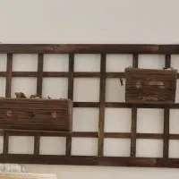 شلف دیواری قابل کاشت گیاه طبیعی و مصنوعی