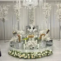 همکار خانم اشپزخانه