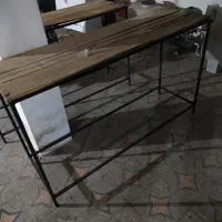 میز اهنی محمکم