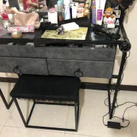 دو عدد تخت خواب و یک میز آرایش|تخت و سرویس خواب|رودهن, |دیوار