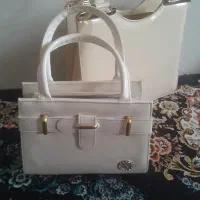 کیف و کفش|کیف، کفش، کمربند|دماوند, دماوند|دیوار