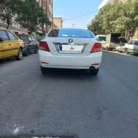 آریو مدل۹۷ دنده ایی|خودرو سواری و وانت|تهران, شهرک شریعتی|دیوار