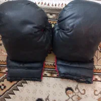 دستکش بوکس و کفش ورزشی کلاه رزمی کاپ رزمی|تجهیزات ورزشی|ری, تقی آباد|دیوار